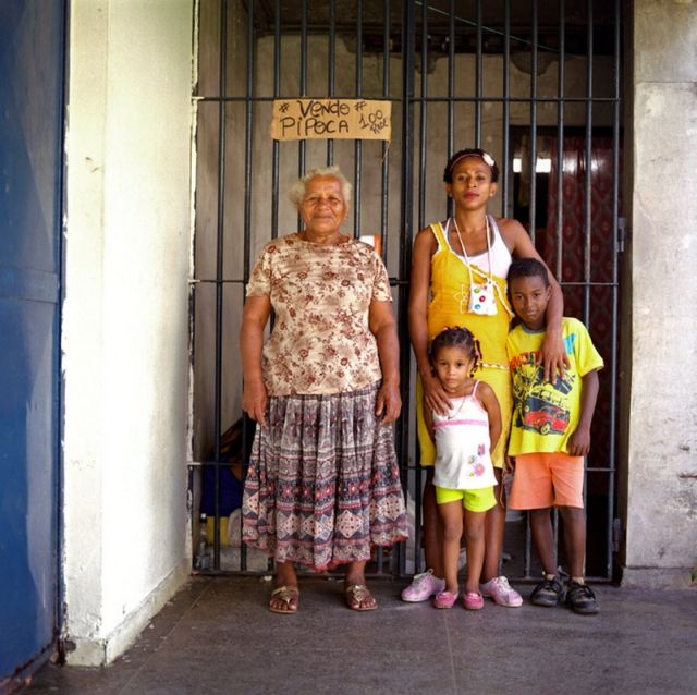 Women in Brazilian Prisons (21 pics + text)