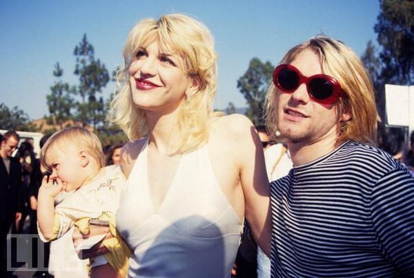 Courtney Love Can Be So Different (28 pics)