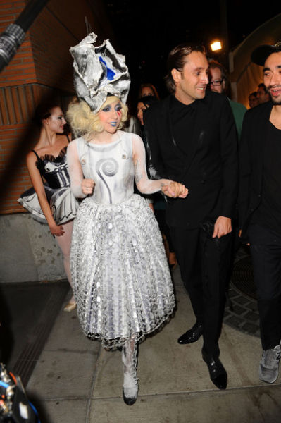 The Most Outrageous Lady Gaga’s Costumes (25 pics)