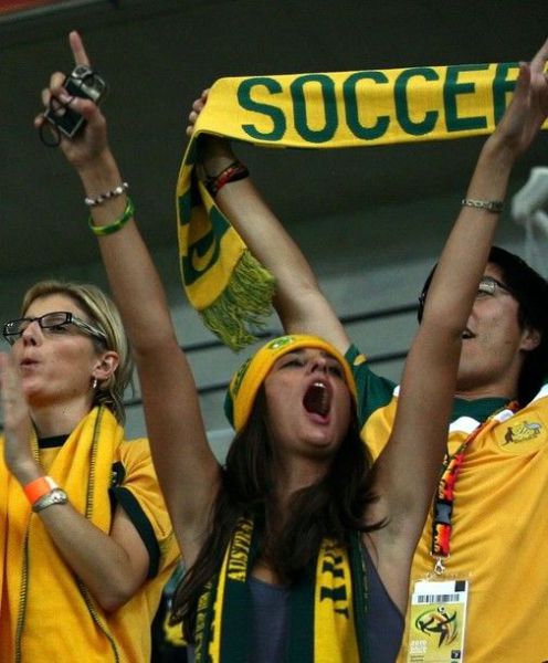 Female World Cup Fans (74 pics)