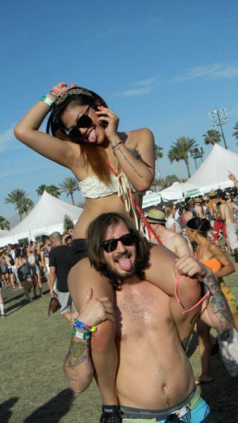 Coachella Music Festival: Half Naked Hot Young White Chicks Dancing