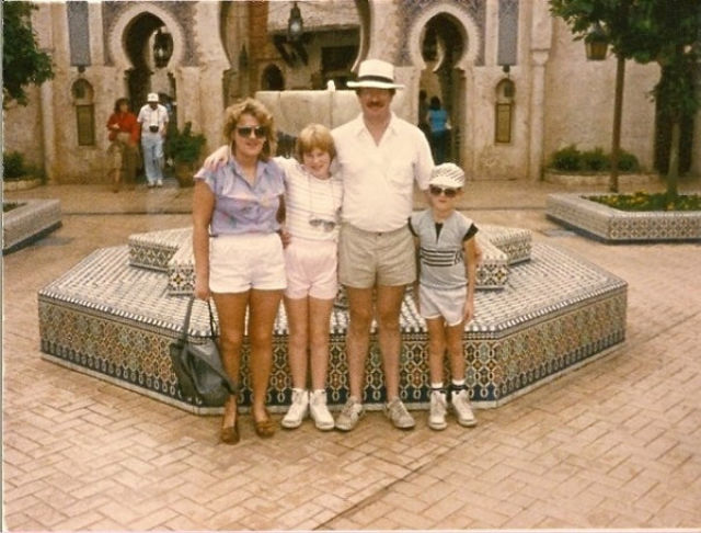 Painfully Awkward Family Vacation Photos