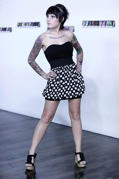 Chicks with Tattoo Sleeves