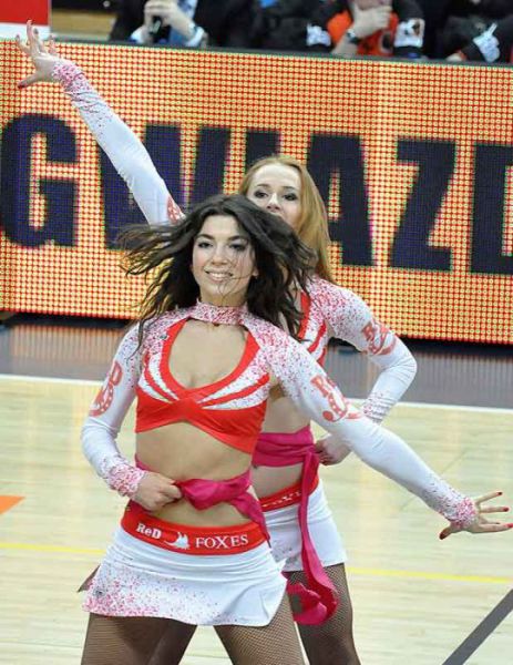Ukrainian Banned Cheerleaders Are Back