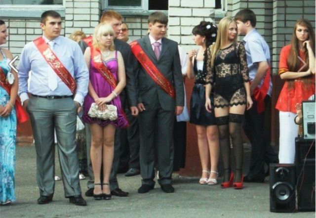 Girls, Would You Dare Going to the Prom Dressed like This?