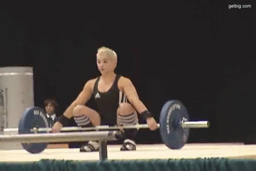 This Female Weightlifter Is Friggin’ Adorable