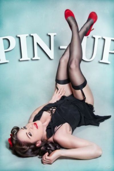 What’s Not to Love about These Pretty Pin Up Girls