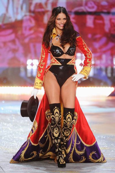 Highlights from the Victoria’s Secret Fashion Show, 2012