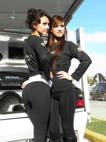 What’s Not to Love about Yoga Pants? Part 4
