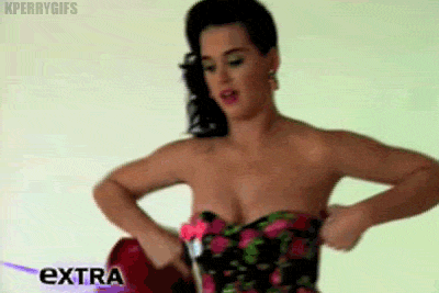 Kinky GIFS of Katy Perry’s Boobs