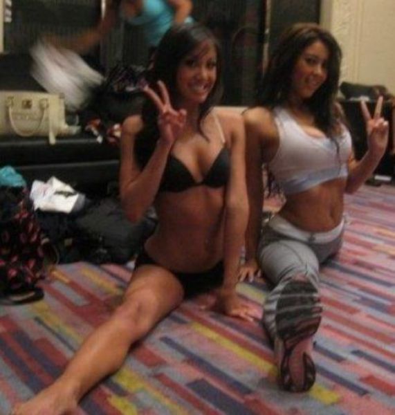 Some Sexy Stretching Girls