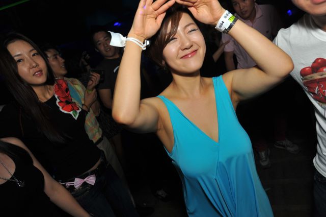 The Sexy Debauchery That Happens Inside South Korean Night Clubs