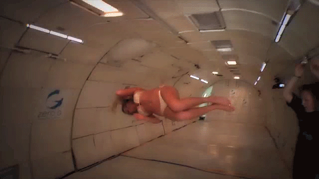 Kate Upton and Zero Gravity Is a Match Made in Heaven