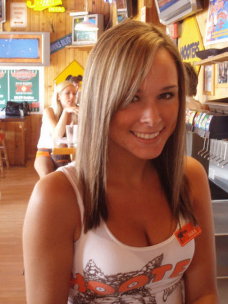Hot Hooters Girls Have Some Fun During Break Times