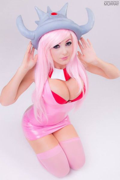 Jessica Nigri Is the Hottest Gamer and Cosplay Queen Around