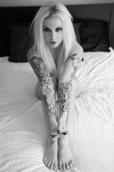 Tattooed Beauties That Make Ink Look Sexy