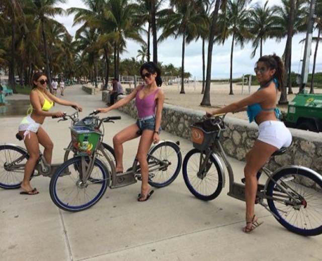 Bike Riding Babes Deserve Two Thumbs Up