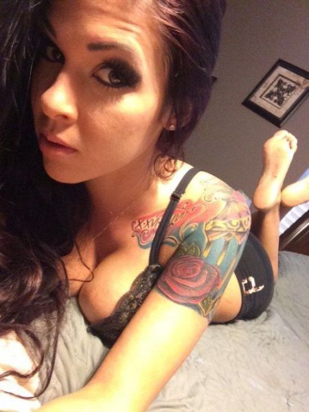 Sexy Girls Who Like Ink