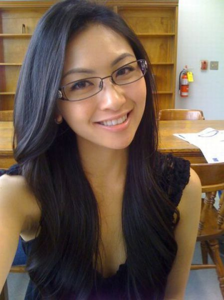 Girls Who Show How Sexy Glasses Can Be