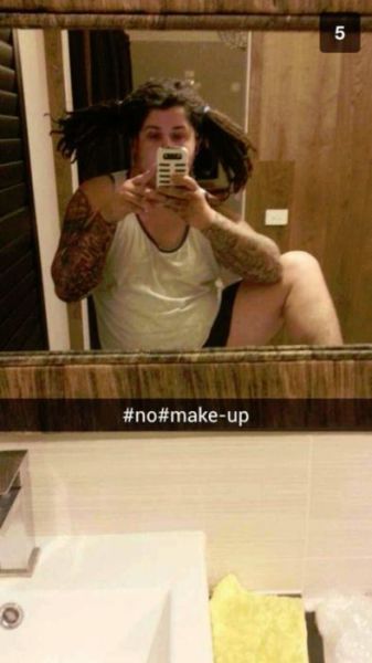Personal Snapchat Photos That Got Leaked Publicly