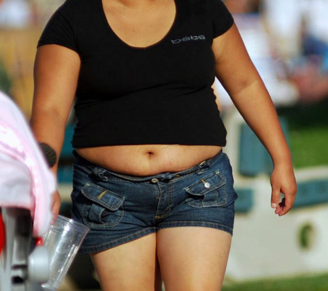 These Ladies Make the Most of Their Muffin-Tops.