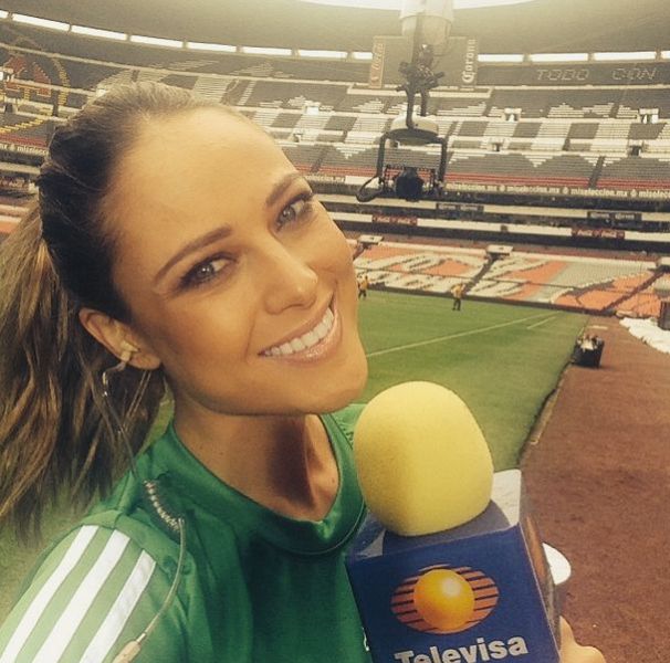 Vanessa Huppenkothe Is Probably the World’s Sexiest Reporter