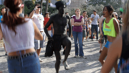 Music Festivals Bring Out all the World’s Worst Dancers