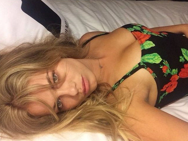 Celebrity Instagram Pics That Are Smoking Hot