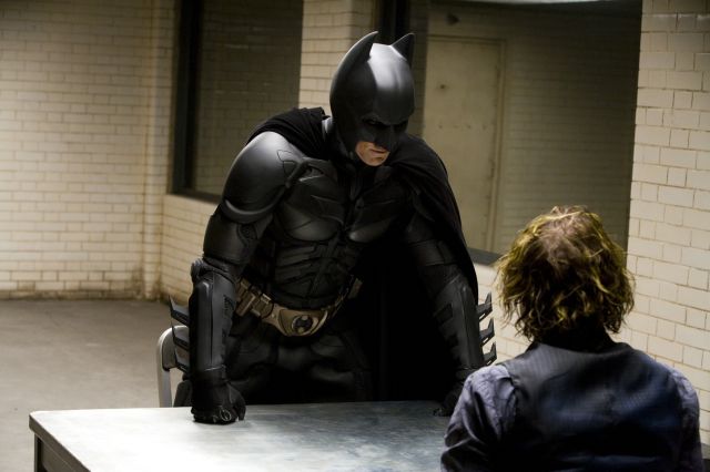 Photos Taken on Set During “The Dark Knight” Interrogation Scene