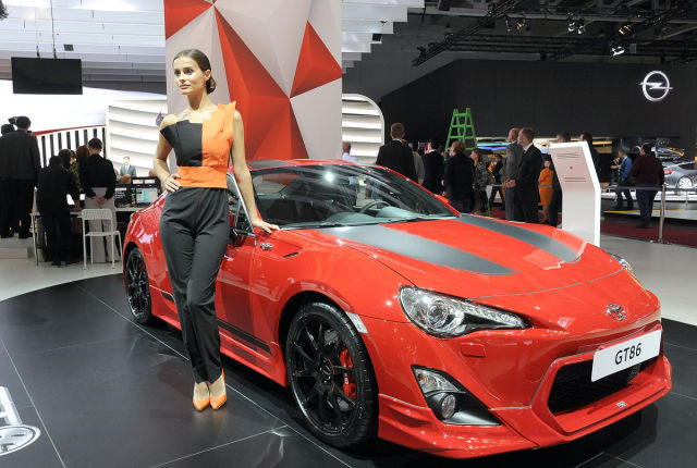 Moscow’s International Automobile Salon Had Lots of Eye-candy for the Men