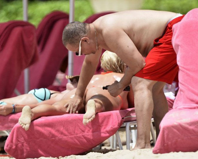 Ice T and Coco Austin on a Relaxed Beach Holiday