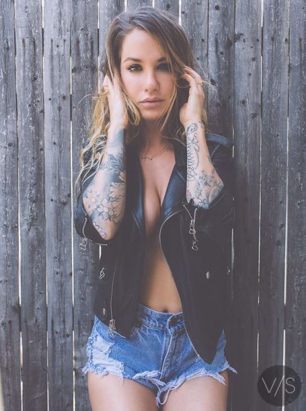 Tattooed Chicks with a Lot of Sex Appeal