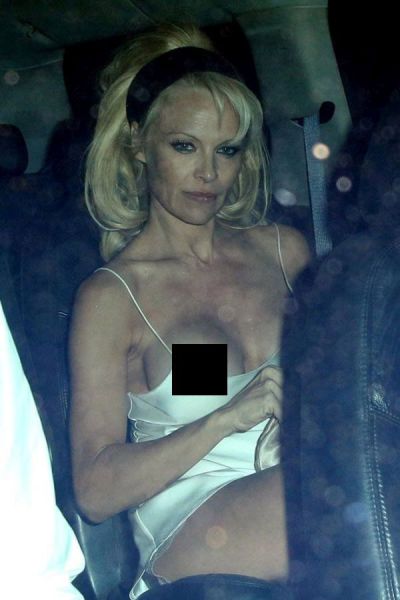 Pamela Anderson’s Embarrassing Clothing Mishap