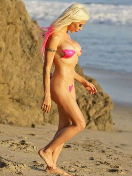 Angelique Morgan Leaves Nothing to the Imagination on the Beach