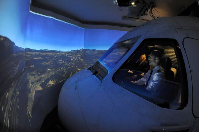 A Homebuilt Flight Simulator That Is Out of This World