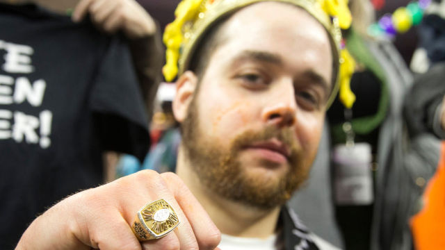 A New Winner Is Crowned in the 2015 Wing Bowl Contest