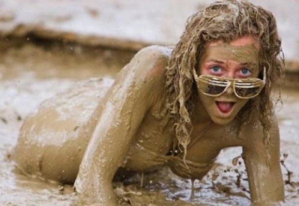 It’s Always More Fun When Girls Get Dirty!