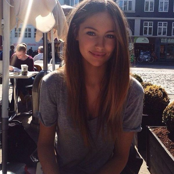 A Few Gorgeous Girls Will Make Your Day So Much Better