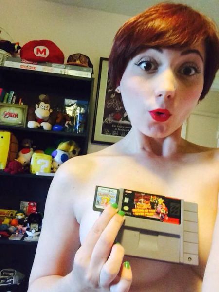 Hot Girls That Might Make You Want to Become a Gaming Geek