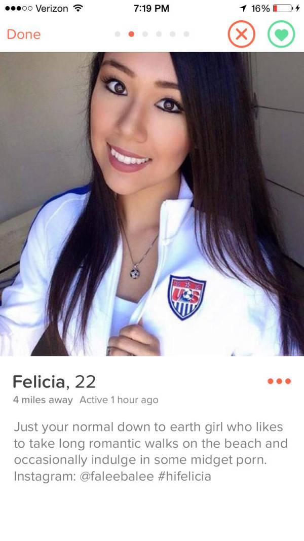 Girls Take Sexual Innuendos to a New Level on Tinder