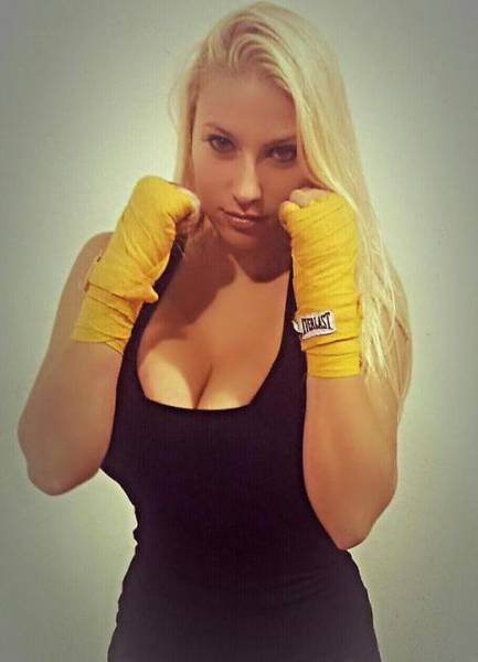 This Gorgeous MMA Fighter’s Boobs Are So Big They’ve Pushed Her Up a Weight Class