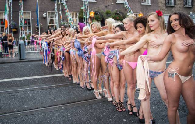 “Miss Bikini Ireland” Contestants Get Their Boobs Out for a Little Photo Session in the City