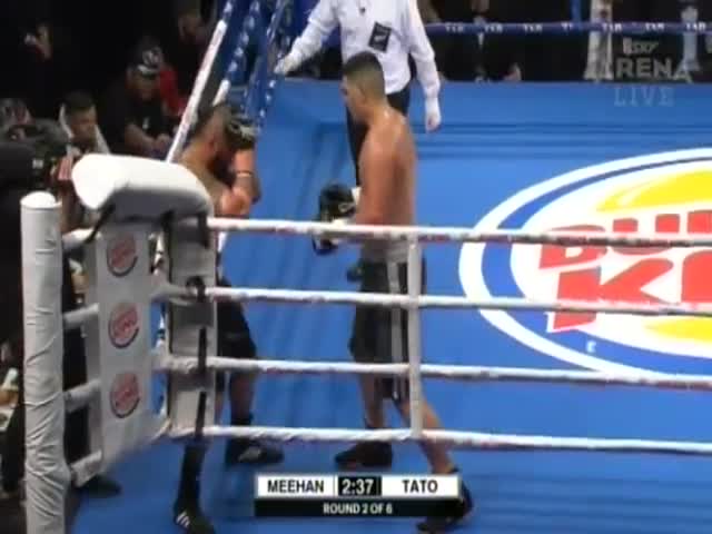 Boxer Shouts at the Referee for Not Stopping the Fight Sooner
