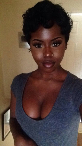 These Black Hotties Are a Treat for the Eyes