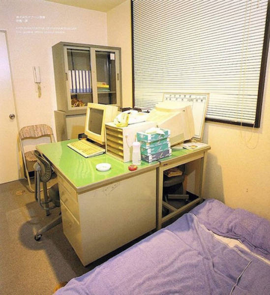 A Look Inside Real Japanese Fetish Rooms That You Can Rent for $100 an Hour