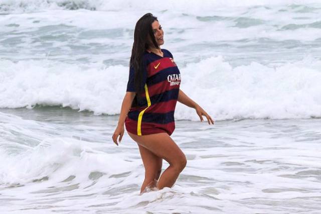Brazilian Miss Bum Bum Gets Blocked By Lionel Messi On Facebook For Posting Hot Pics