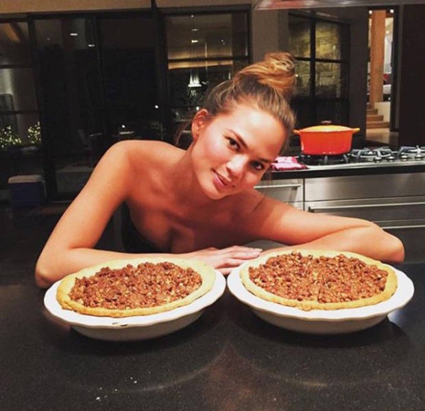 These Hot Female Chefs Will Set Your Imagination On Fire