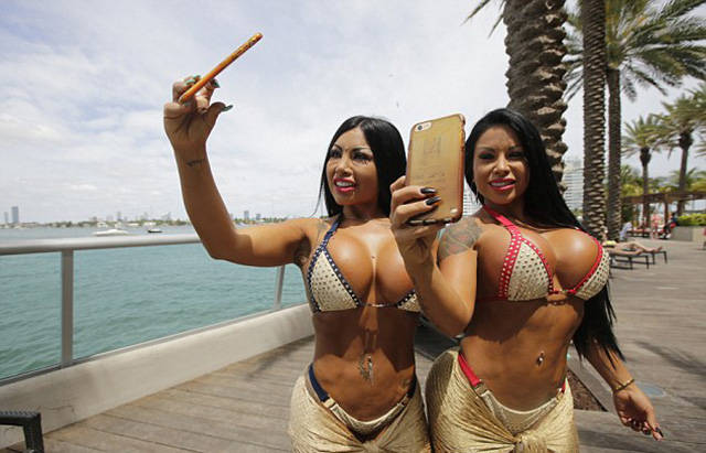 Twins Make $30K Per Month By Posting Their Huge Bums On Instagram