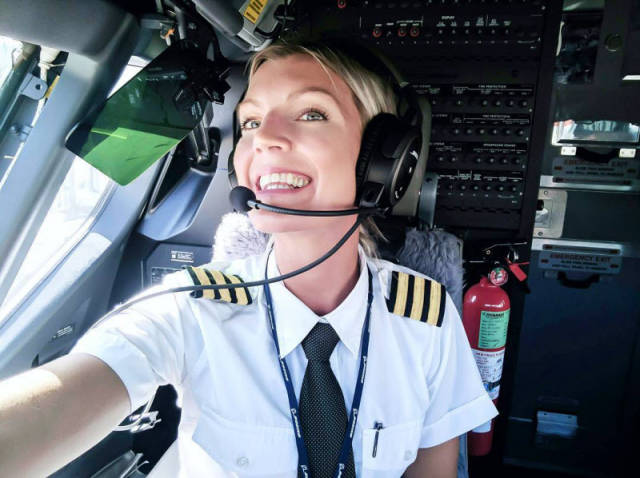 Hot Blonde Maria Pettersson Sharing Photos Of Her Life As A Boeing Pilot