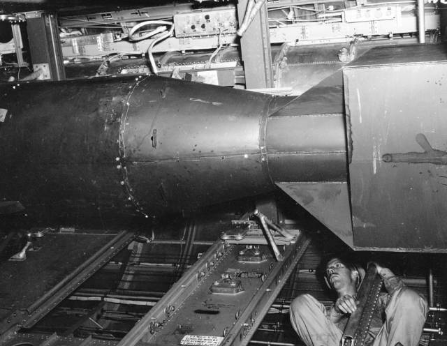 Declassified Photos Of The US’s Preparations For Atomic Bombings Of Japan